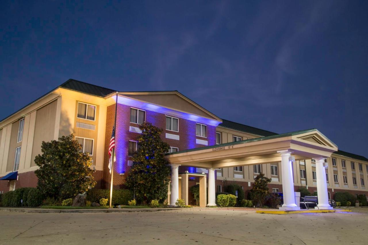 Holiday Inn Express & Suites - Oxford By Ihg Buitenkant foto
