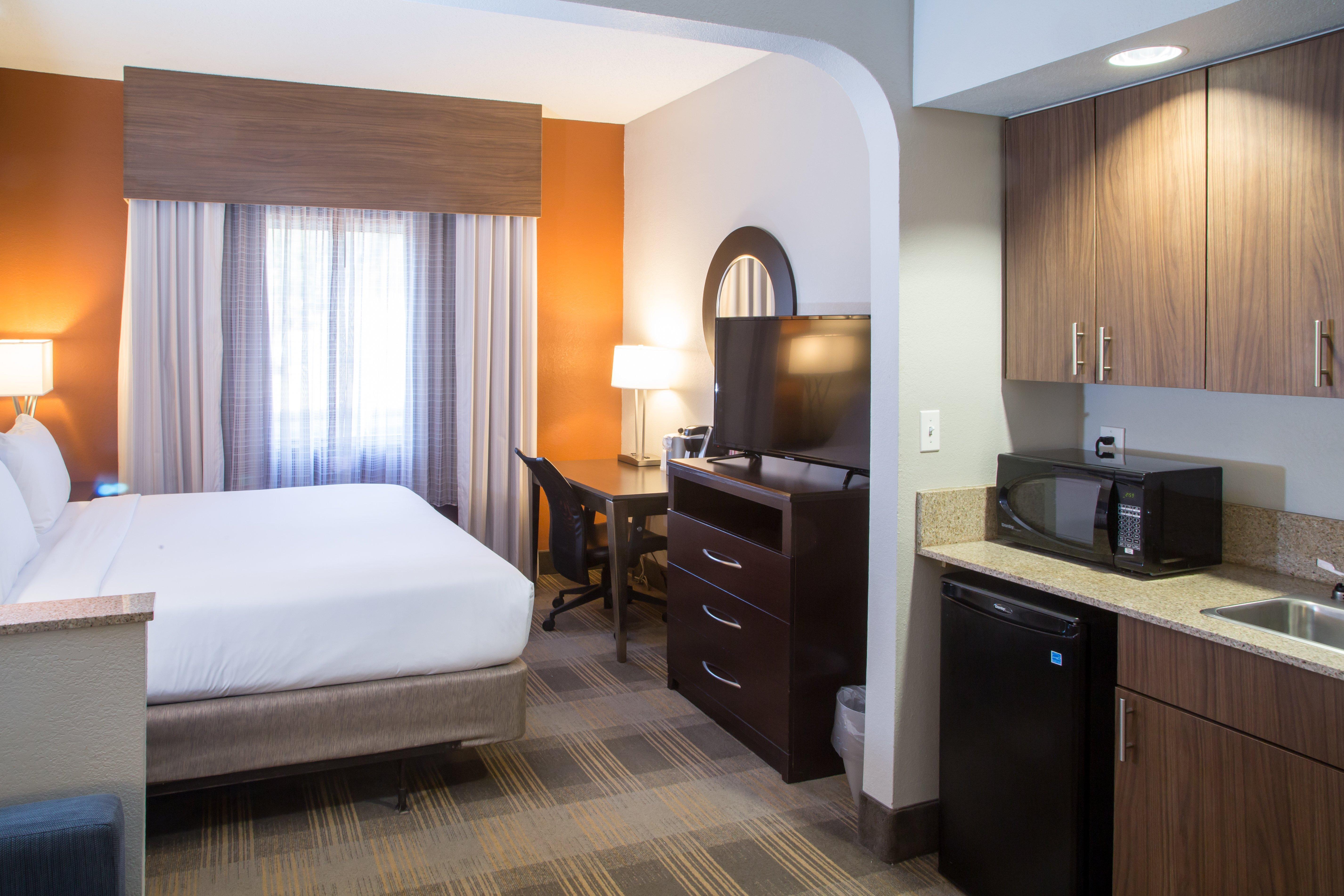 Holiday Inn Express & Suites - Oxford By Ihg Buitenkant foto