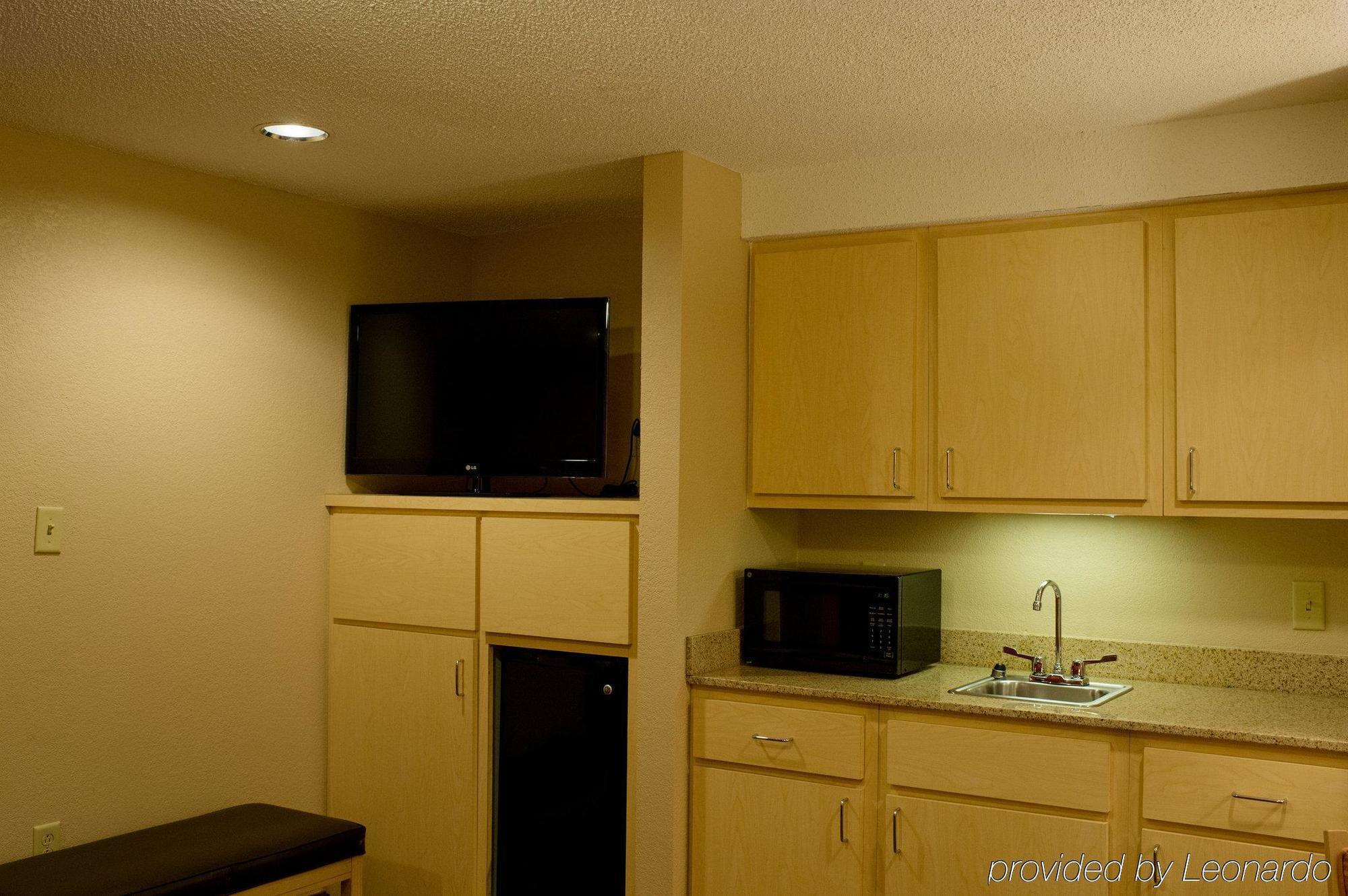 Holiday Inn Express & Suites - Oxford By Ihg Buitenkant foto